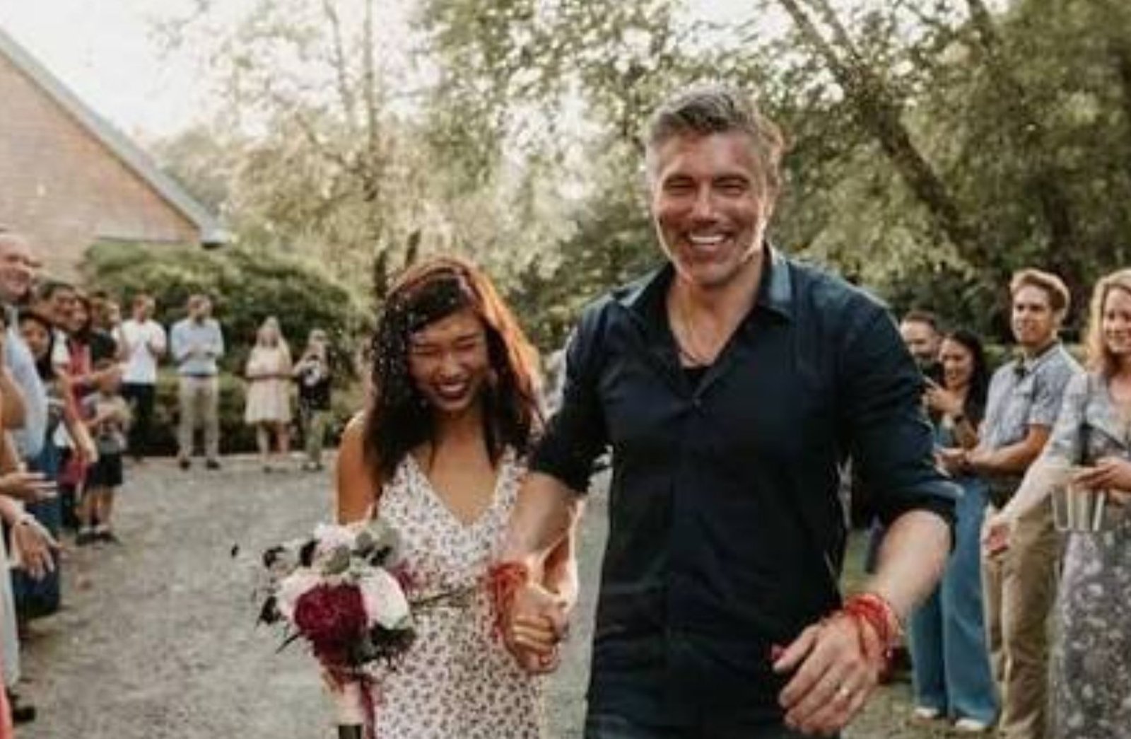 How Did Darah Trang Meet Anson Mount?